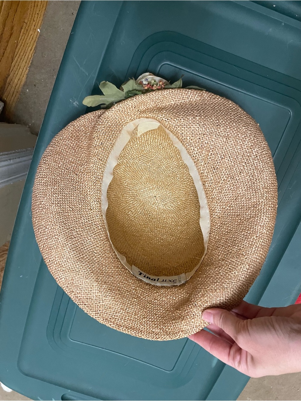 Vintage 90s Tina Luxe Straw Sun Hat with Cream Rose Accent - Picture 8 of 9